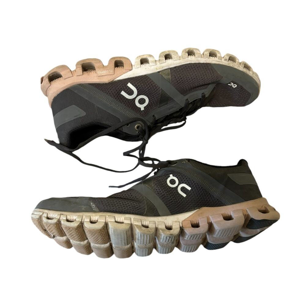 On Running Women's Sneakers - Black and Tan - Picture 5 of 10